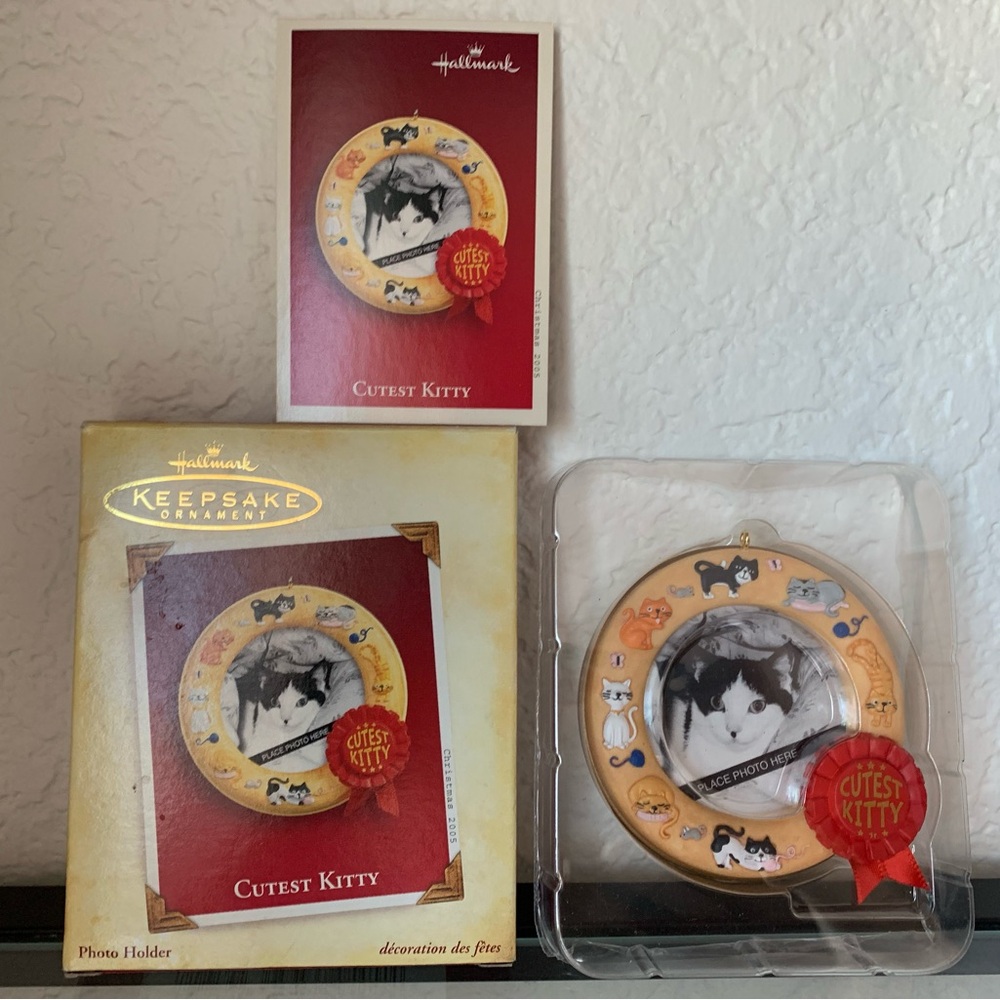 2005 Hallmark Keepsake "Cutest Kitty" Photo Holder Ornament Cat Display Frame